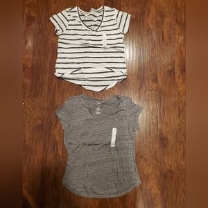 Sonoma The Everyday Tee TWO V-neck Black & White Stripe & Gray Large NEW